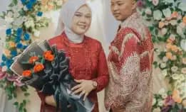 Terlengkap, 0816-4864-457,Butik Kebaya Wisuda, Bustier,Lamaran, Berau, Neng Lina Kebaya