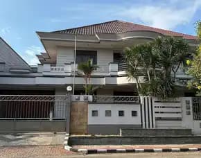 Jual Rumah Sangat Mewah Komplek Taman Hunian Satelit Surabaya