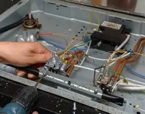 Service Kompor Rinnai Tanam Depok Wa 0812-6298-8220 Bergaransi