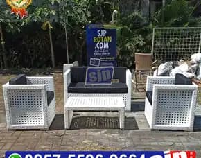Sofa Rotan Sintetis Anyaman Mata Ayam Minimalis