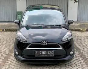 2016 Toyota Sienta Black